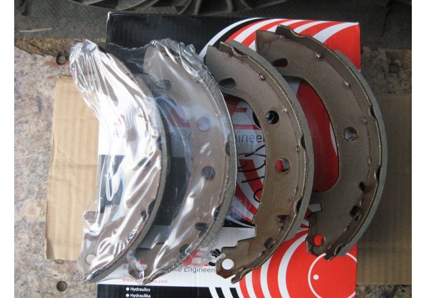 колодки гальмові задні Renault Scenic, Megane, II, III, 7701207268, 7701204835, 7701207266